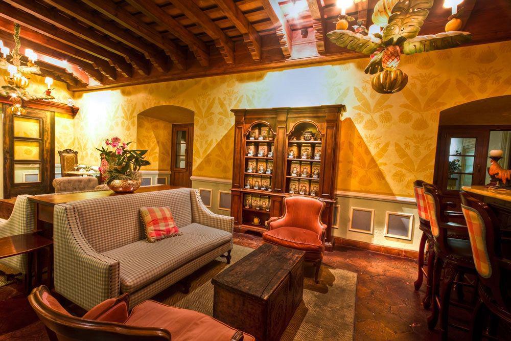 Hotel Palacio De Dona Leonor Antigua Екстериор снимка